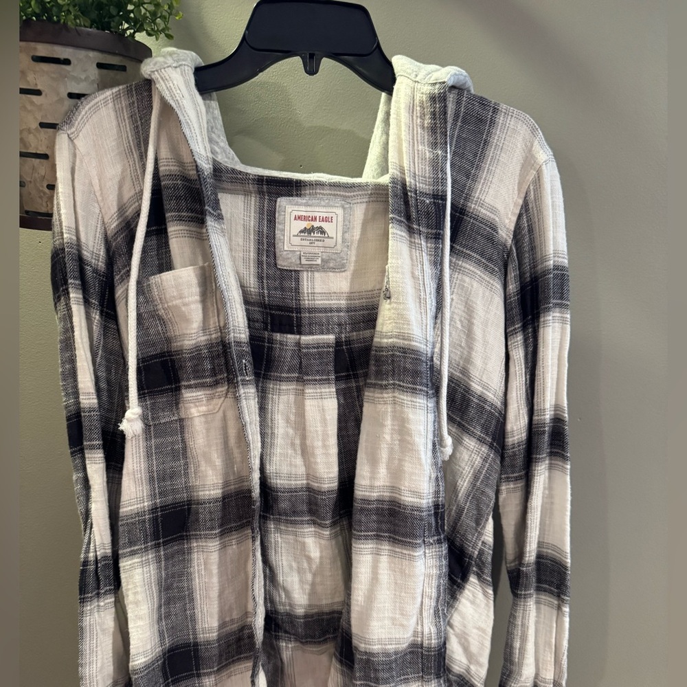 American eagle hooded flannel